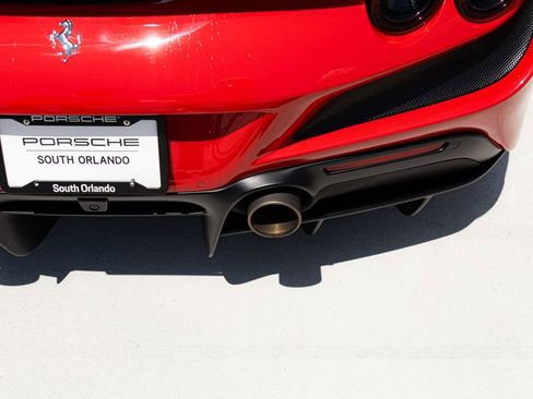 Used 2023 Ferrari F8 Tributo RWD image 7