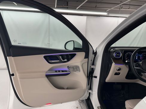 Certified 2023 Mercedes-Benz GLC 300 4MATIC image 25