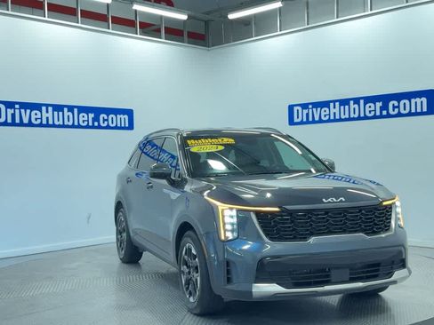 Used 2024 Kia Sorento S FWD image 5