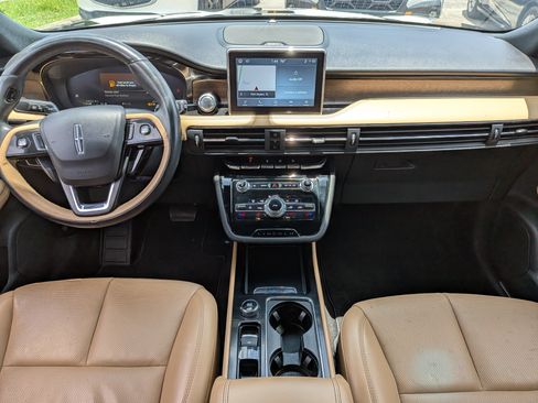 Used 2021 Lincoln Corsair Reserve FWD image 17