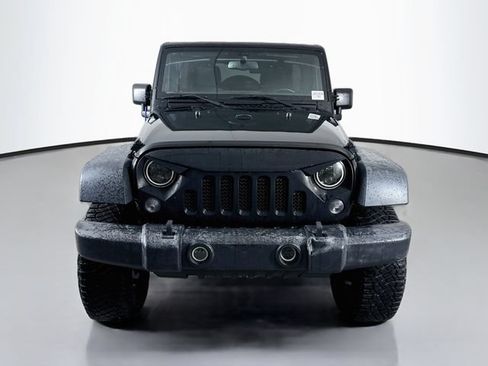 Used 2018 Jeep Wrangler Unlimited Sport w/ Connectivity Group AWD/4WD image 2