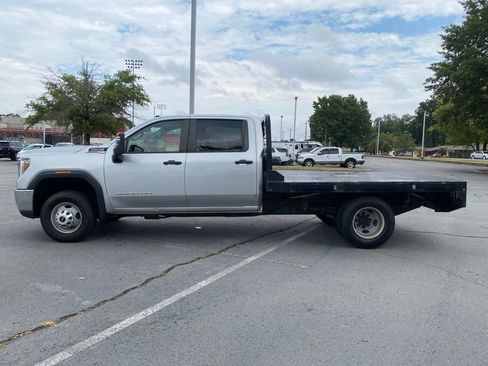 Used 2023 GMC Sierra 3500 Pro w/ Convenience Package AWD/4WD image 4