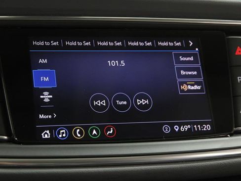 Used 2021 Buick Enclave Premium w/ Sun and Sites Package image 10