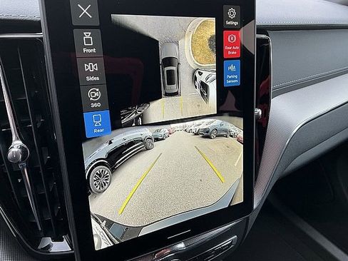 New 2026 Volvo XC60 B5 Ultra w/ Climate Package image 20