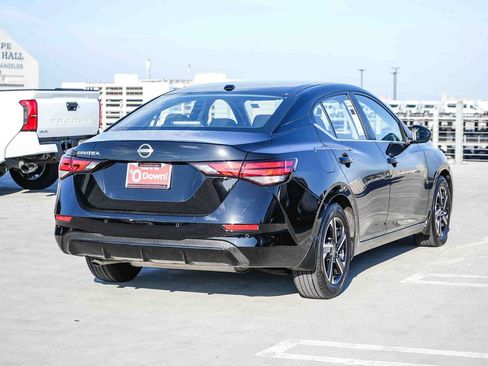 Used 2025 Nissan Sentra SV w/ Trunk Package FWD image 6