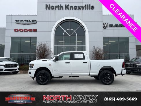 New 2026 RAM 2500 Big Horn AWD/4WD image 2