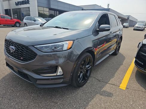 Used 2020 Ford Edge ST w/ Equipment Group 401A AWD/4WD image 6
