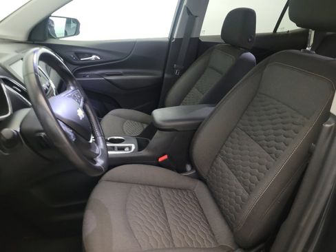 Used 2020 Chevrolet Equinox LT image 17