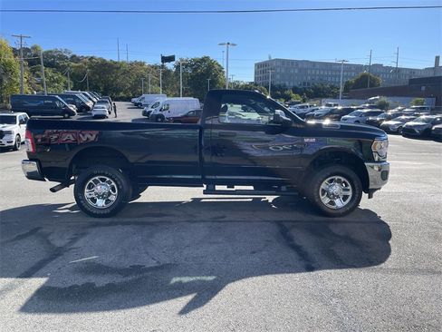 Certified 2022 RAM 3500 Tradesman image 7