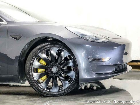 Used 2018 Tesla Model 3 Performance AWD/4WD image 2