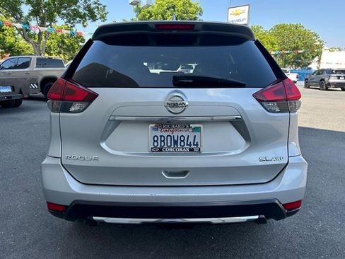 Used 2018 Nissan Rogue SL AWD/4WD image 4