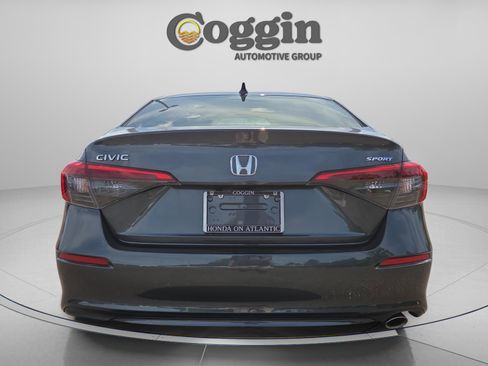 Used 2024 Honda Civic Sport image 4