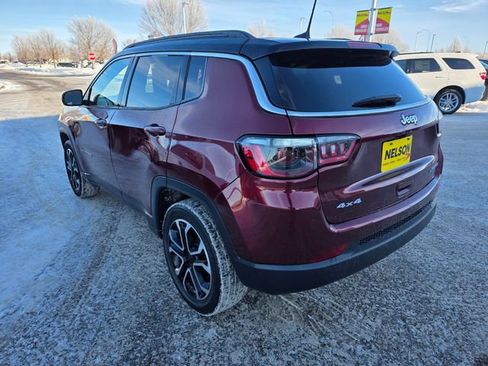 Used 2022 Jeep Compass Limited image 10