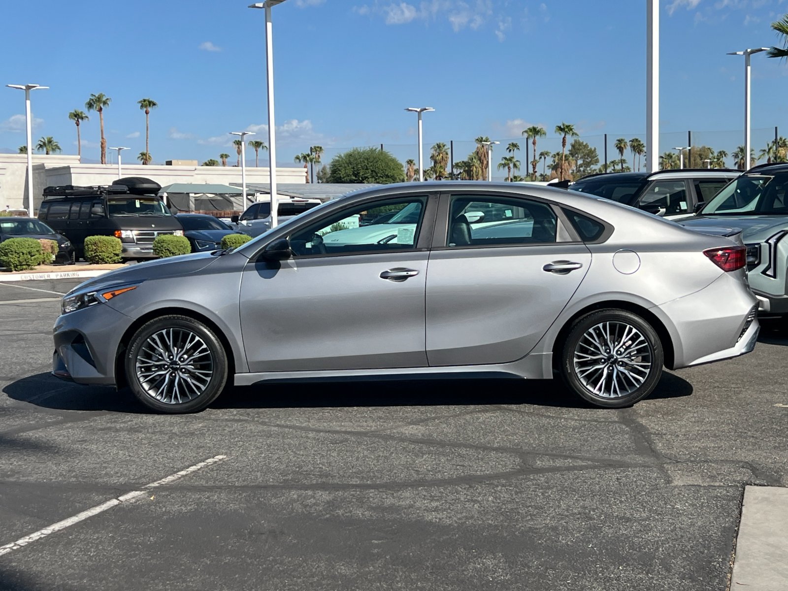 Used 2023 Kia Forte GT-Line w/ GT-Line Technology Package FWD image 6