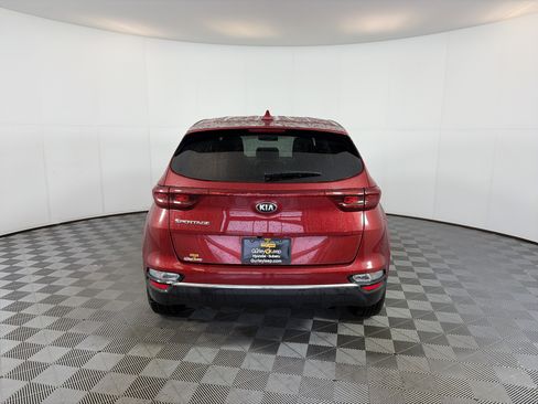 Used 2020 Kia Sportage LX image 9