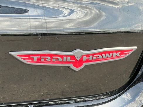 Used 2024 Jeep Compass Trailhawk w/ Trailhawk Elite Group AWD/4WD image 2
