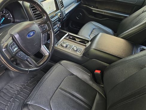 Used 2020 Ford Expedition Limited w/ Equipment Group 302A AWD/4WD image 10