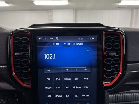 Used 2025 Ford Ranger Raptor AWD/4WD image 13