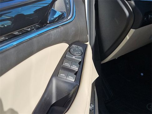 Used 2018 Buick Enclave Essence image 20