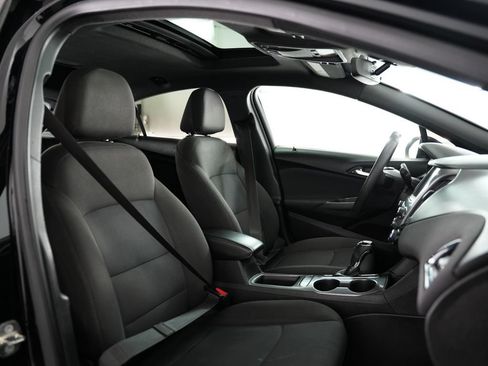 Used 2018 Chevrolet Cruze LT w/ Sun And Sound Package FWD image 51