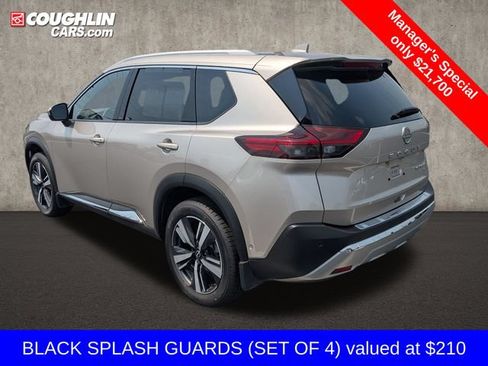 Used 2022 Nissan Rogue Platinum w/ Head-Up Display Package AWD/4WD image 6
