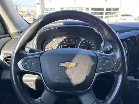 Used 2019 Chevrolet Traverse LT image 18