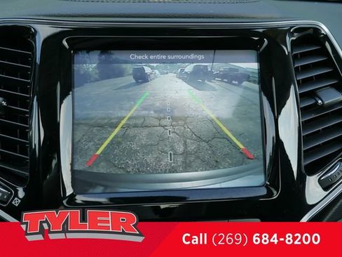 Used 2021 Jeep Cherokee Limited AWD/4WD image 47