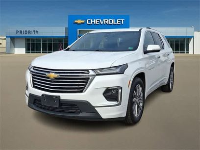 Certified 2023 Chevrolet Traverse Premier w/ LPO, Floor Liner Package