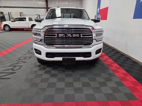 Used 2024 RAM 2500 Laramie AWD/4WD image 17