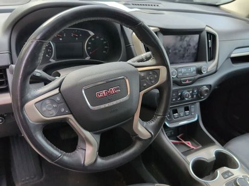 Used 2018 GMC Terrain Denali w/ Advanced Safety Package AWD/4WD image 9