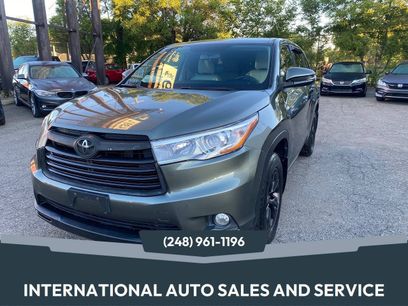 Used 2016 Toyota Highlander Plus