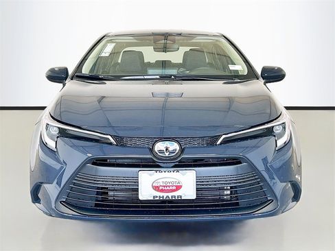 New 2026 Toyota Corolla LE image 2