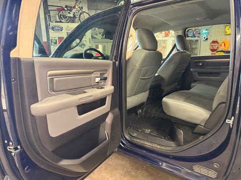 Used 2016 RAM 1500 Big Horn image 19
