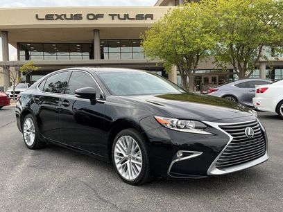 Used 2016 Lexus ES 350 w/ Navigation System Package