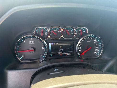 Used 2018 Chevrolet Silverado 1500 LT w/ All Star Edition RWD image 6