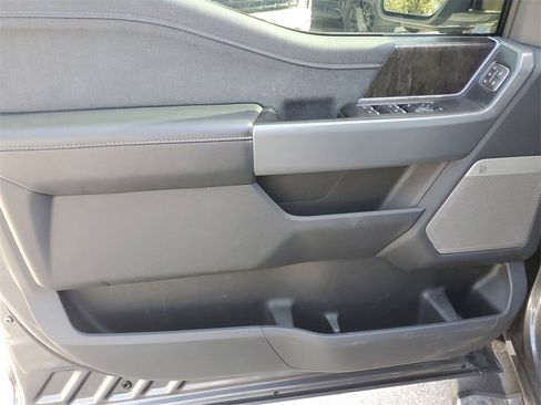 Used 2022 Ford F150 Lariat image 22