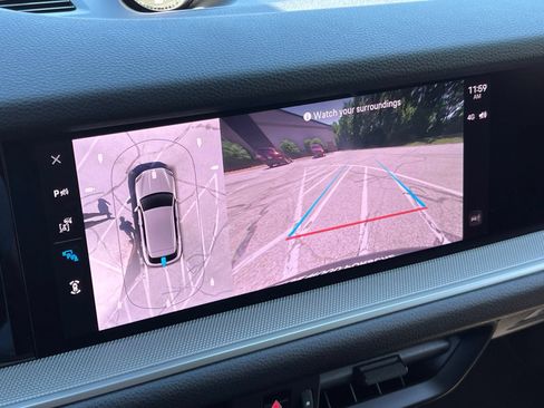 Certified 2025 Porsche Cayenne E-Hybrid AWD/4WD image 29