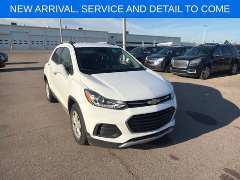 Used 2018 Chevrolet Trax LT w/ Driver Confidence Package FWD image 5