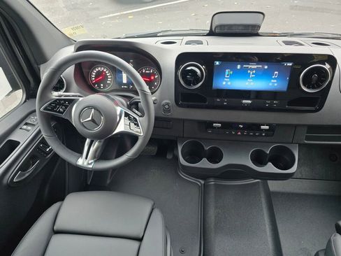 New 2025 Mercedes-Benz Sprinter 2500 image 20
