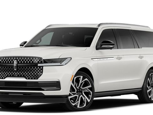 New 2026 Lincoln Navigator L Reserve AWD/4WD image 24