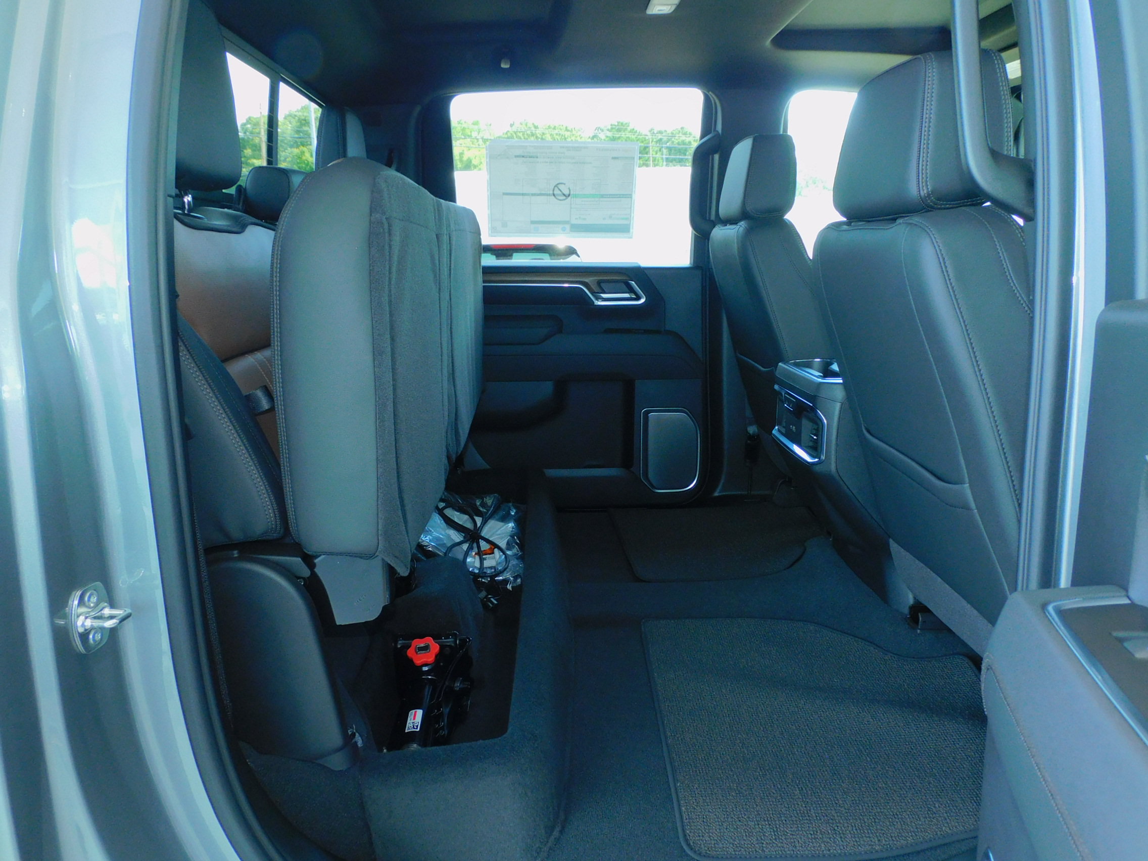 New 2026 Chevrolet Silverado 2500 High Country w/ High Country Premium Package AWD/4WD image 28