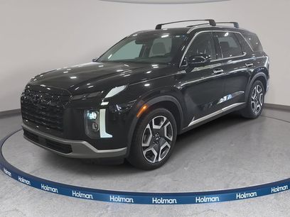 Used 2023 Hyundai Palisade Limited w/ Cargo Package