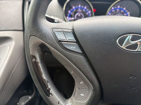 Used 2013 Hyundai Sonata GLS w/ Popular Equipment Pkg FWD image 12