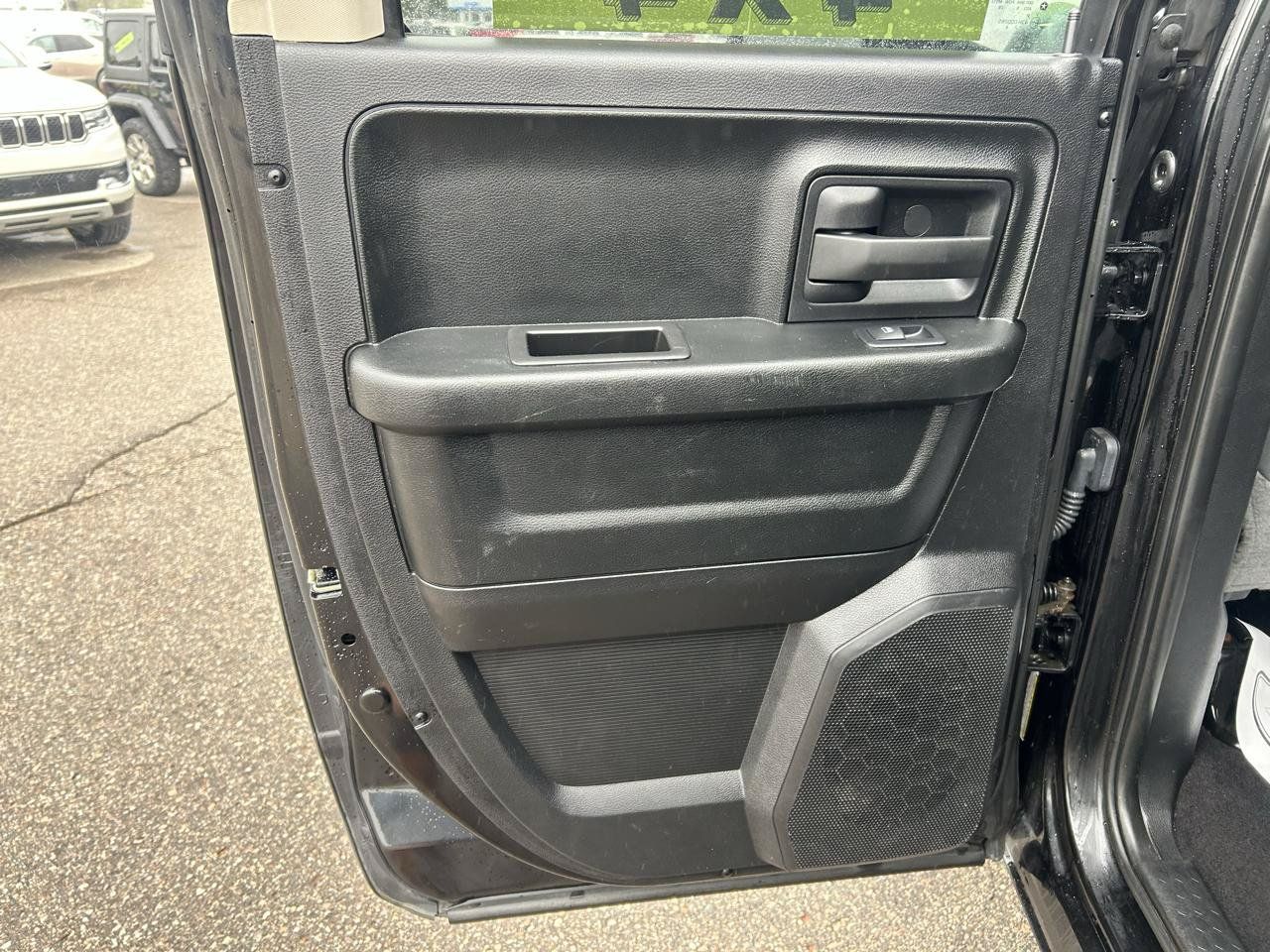 Used 2018 RAM 1500 Express w/ Express Value Package AWD/4WD image 13