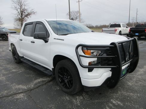 Certified 2023 Chevrolet Silverado 1500 Custom w/ LPO, Dark Essentials Package image 7