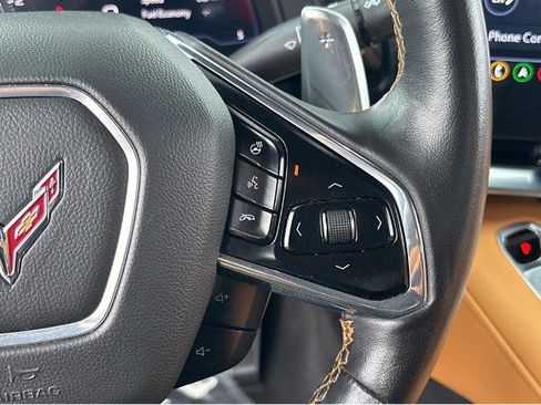 Used 2022 Chevrolet Corvette Stingray Preferred Cpe w/ Z51 Performance Package RWD image 19