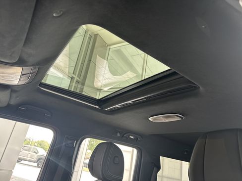 Used 2025 Mercedes-Benz G 63 AMG 4MATIC image 16