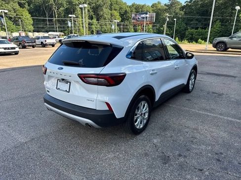 Used 2024 Ford Escape Active w/ Tech Pack #1 AWD/4WD image 5