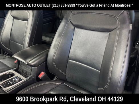 Used 2021 Ford Explorer Limited w/ Equipment Group 301A image 27