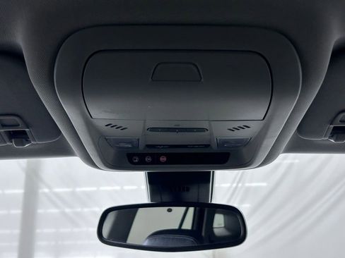 Used 2023 GMC Terrain SLT image 53